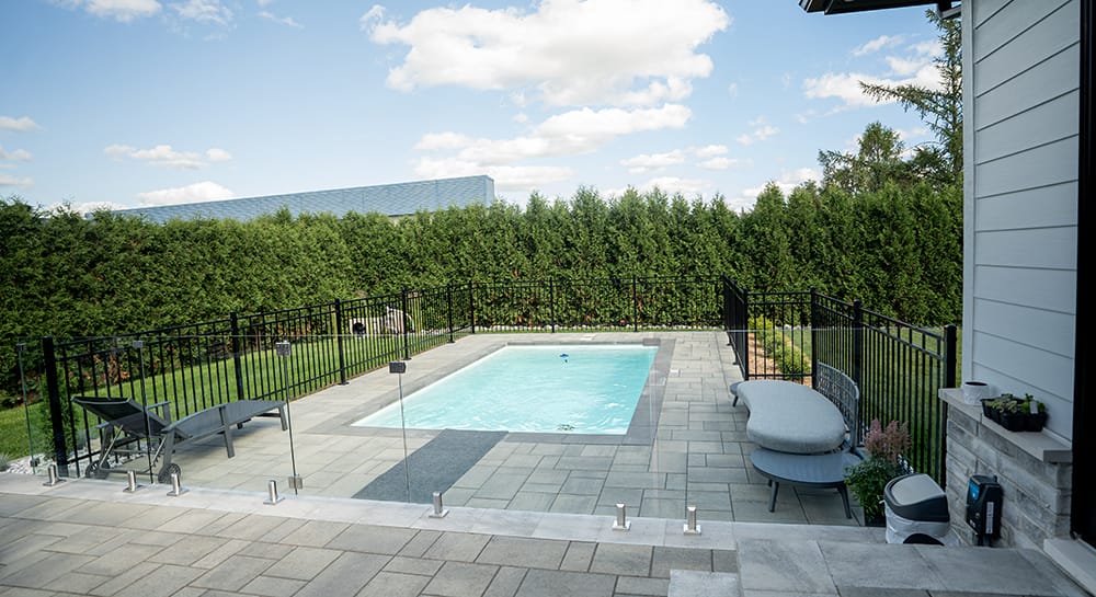 Ornamental fence Brossard Longueuil Boucherville